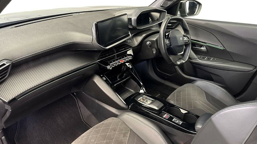 Peugeot e-2008 50Kwh Gt Premium 7Kw Charger Grey #29