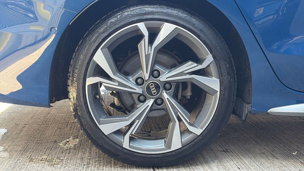 Audi A3 35 Tfsi S Line S Tronic Tech Pack ML74OWD Blue #5