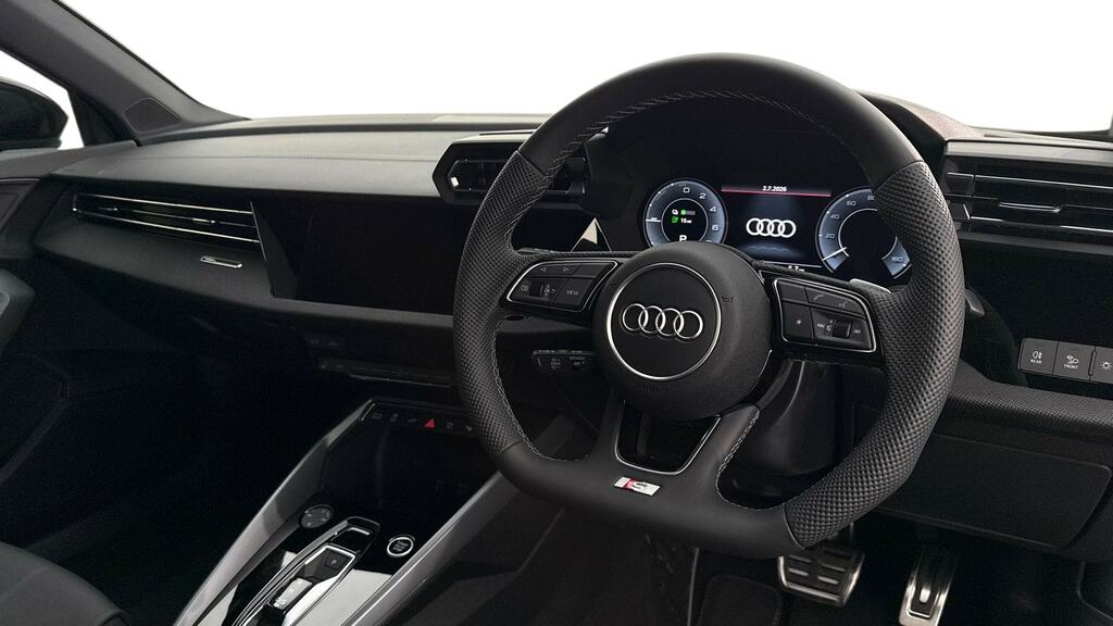 Audi A3 1.5 Tfsi E 204 Black Edition S Tronic Black #6