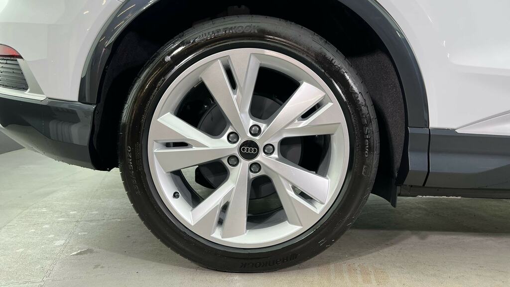 Audi Q4 E Tron 150Kw 40 63Kwh S Line Leather FM26YKU White #5