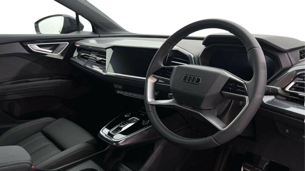 Audi Q4 E Tron 150Kw 40 63Kwh S Line Leather FM26YFW Purple #5