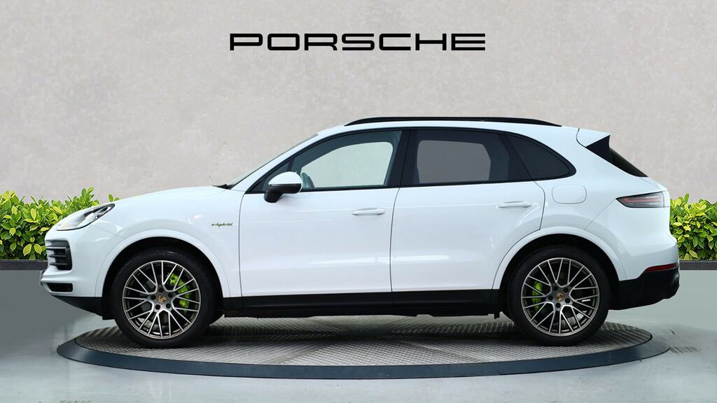 Porsche Cayenne E-hybrid Platinum Edition Tiptronic S GP72KAU White #4