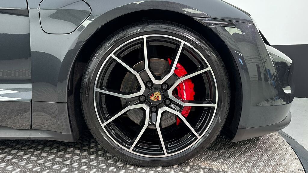 Porsche Taycan Taycan T S Cross Turismo Black #9