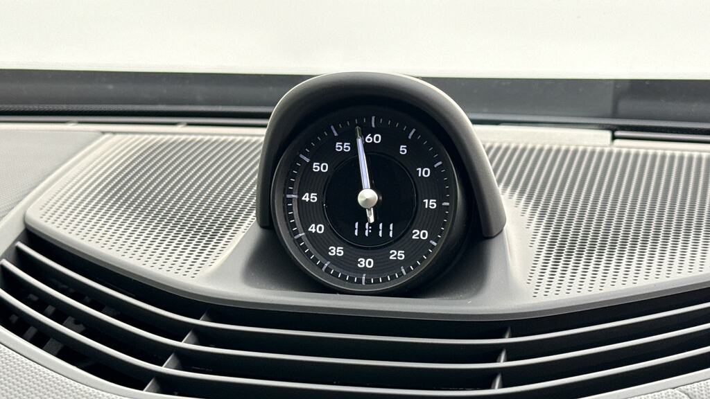Porsche Taycan Taycan T S Cross Turismo Black #18