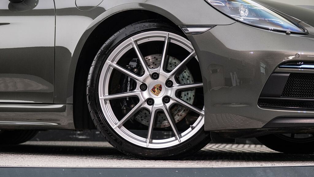 Porsche 718 Cayman 4.0 Gt4 Coupe Pdk Euro 6 Ss 420 Ps Grey #9