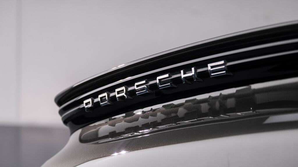 Porsche 718 Cayman 4.0 Gt4 Coupe Pdk Euro 6 Ss 420 Ps Grey #25