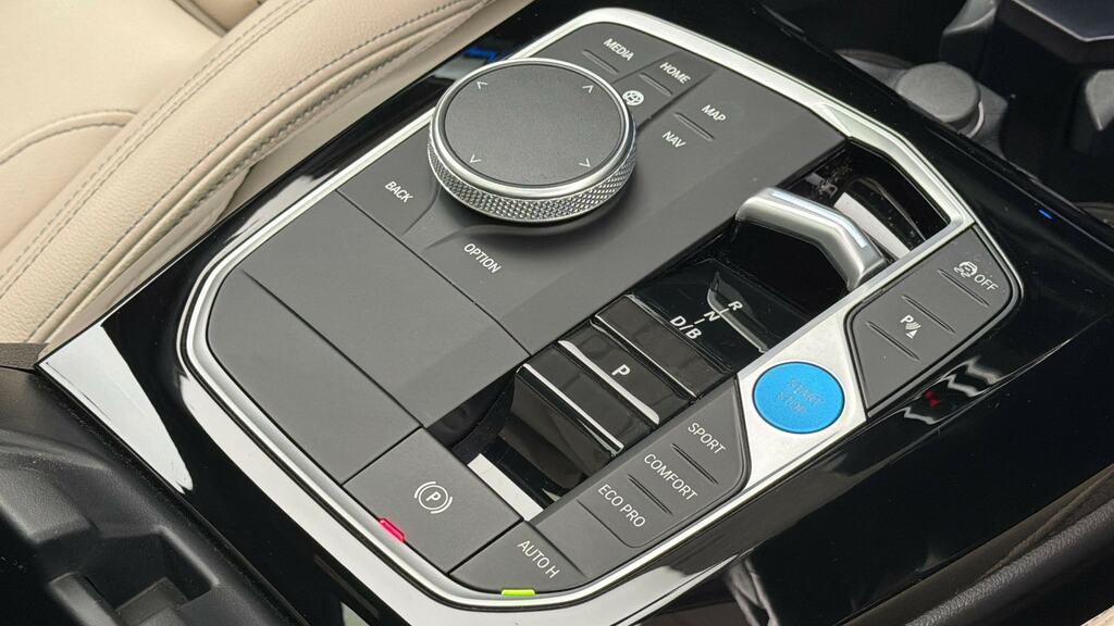 BMW iX3 Bmw -E Estate 210Kw M Sport Pro 80Kwh White #10
