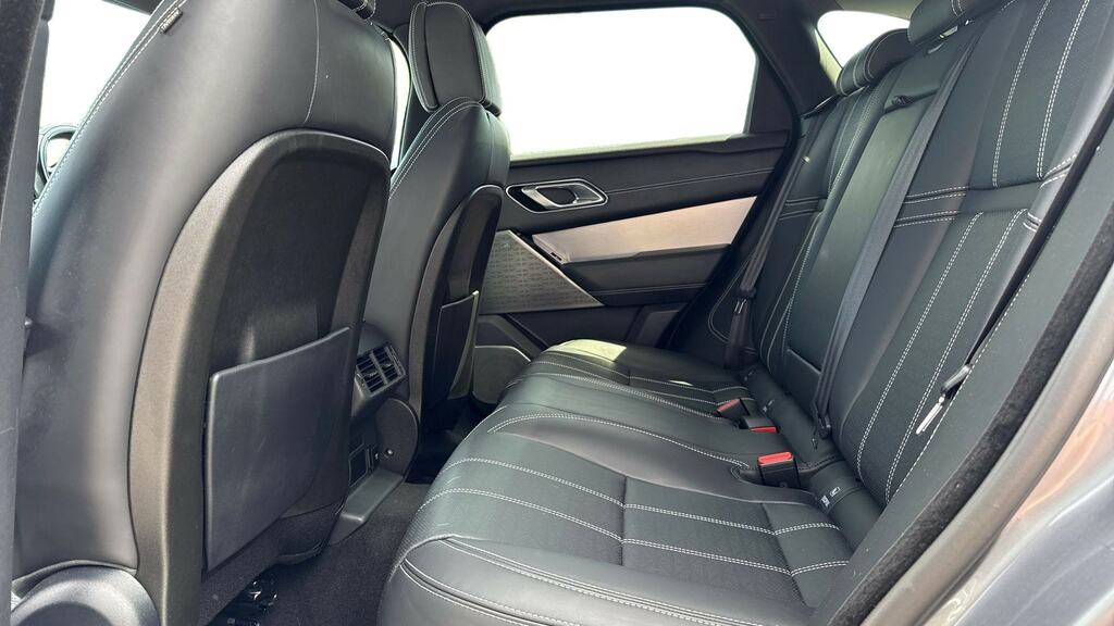 Land Rover Range Rover Velar 3.0 D300 R-dynamic Hse Grey #4