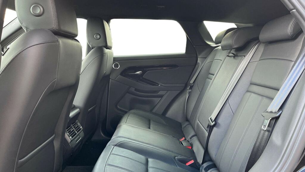 Land Rover Range Rover Evoque 2.0 D200 Dynamic Se Black #4