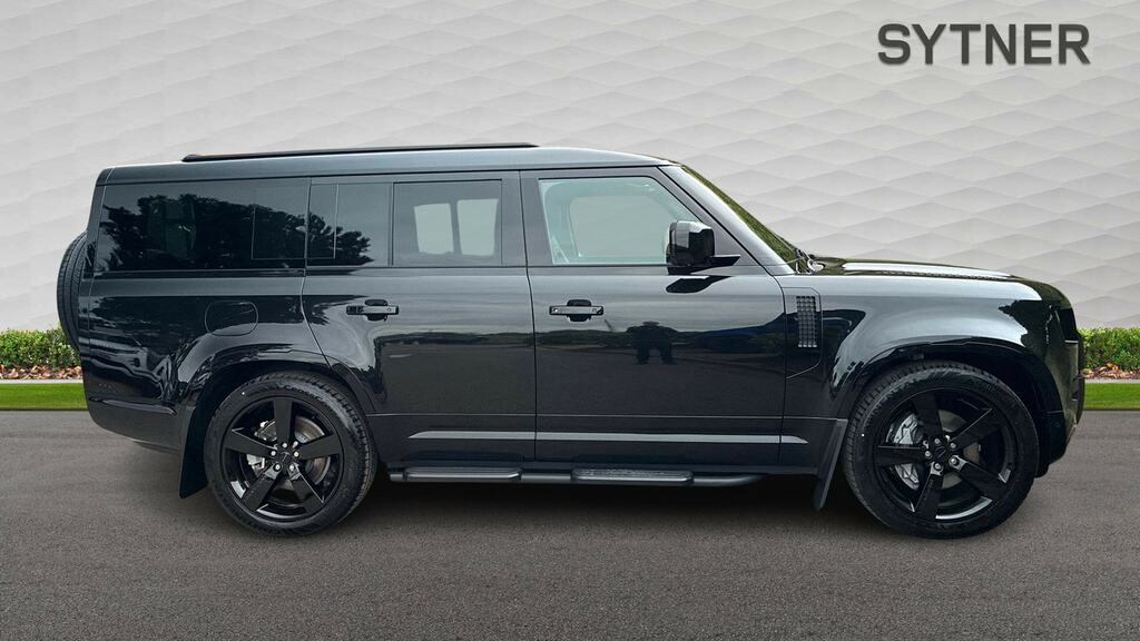 Land Rover Defender 130 3.0 D350 X-dynamic Hse 130 Black #5