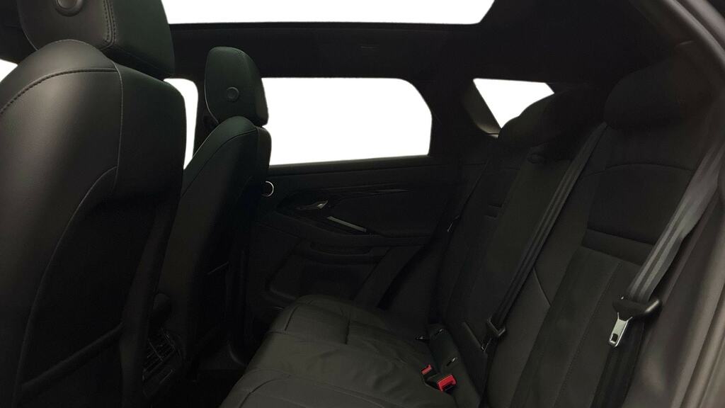 Land Rover Range Rover Evoque 1.5 P270e Dynamic Se Black #4