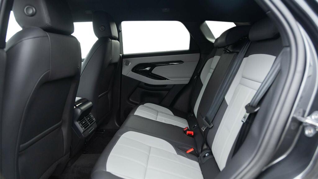 Land Rover Range Rover Evoque 1.5 P270e Dynamic Se Grey #4
