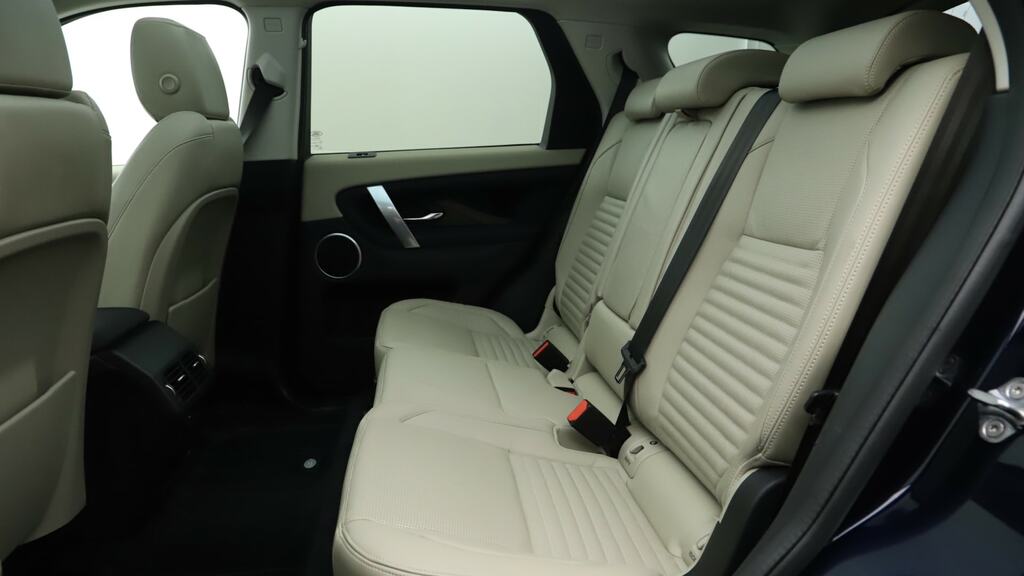 Land Rover Discovery Sport 2.0 D240 Se Blue #4