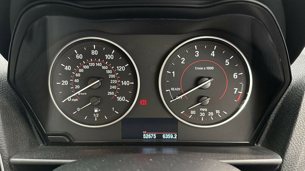 BMW 1 Series 118I 1.5 Sport Nav -1 Owner- White #9