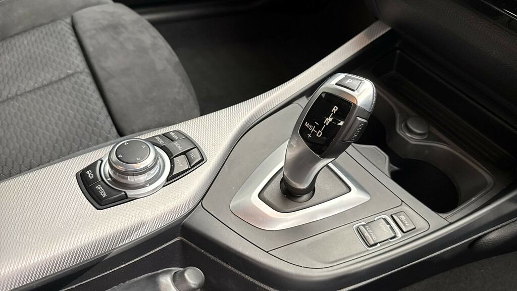 BMW 1 Series 118I 1.5 Sport Nav -1 Owner- White #10