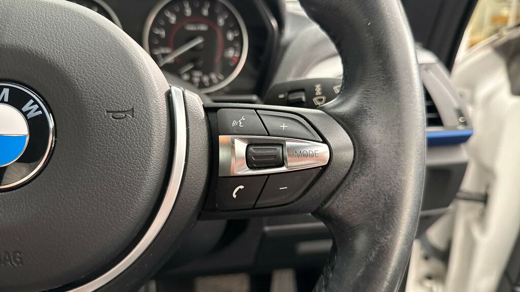 BMW 1 Series 118I 1.5 Sport Nav -1 Owner- White #18