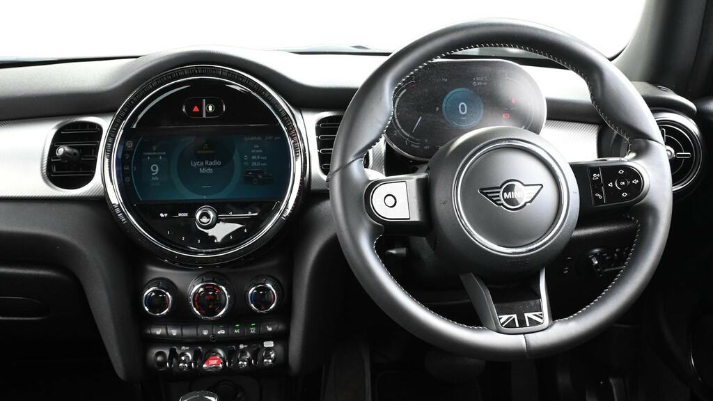 Mini Hatch 1.5 Cooper Exclusive Premium BP73OZM Black #5