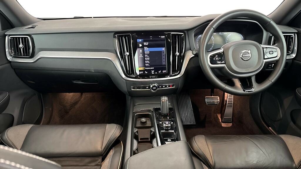 Volvo V60 2.0 B4p R Design Red #6