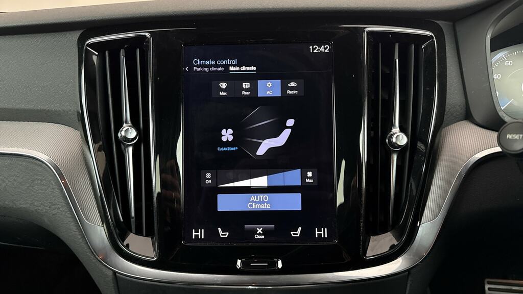 Volvo V60 R-design, T6 Awd Plug-in Hybrid Sunroofloungecl Black #16