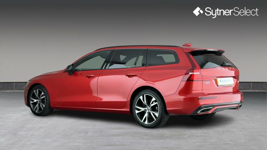 Volvo V60 2.0 B4p R Design Red #2
