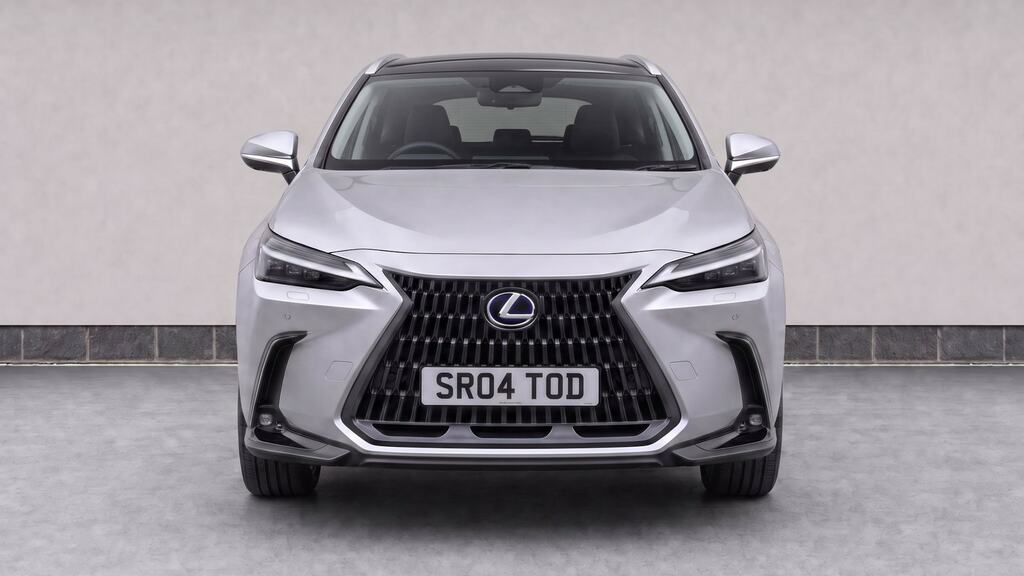 Lexus NX 350H 2.5 F-sport E-cvt Takumi Packsunroof Silver #5