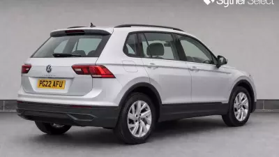 Volkswagen Tiguan 1.5 Tsi 150Ps Active Evo Dsg Grey #4