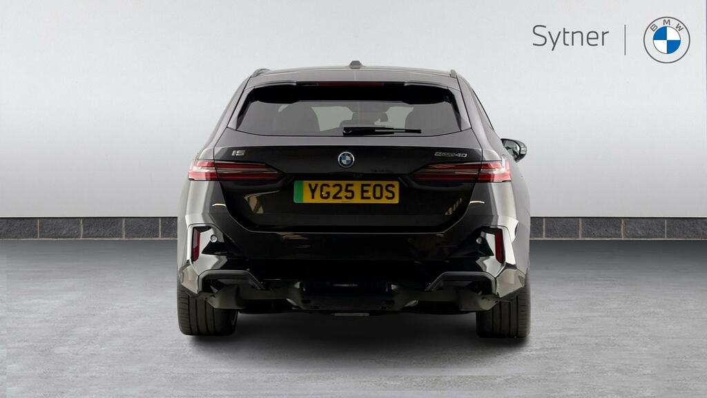 BMW i5 40 83.9Kwh M Sport Edrive 11Kw Charger Black #15
