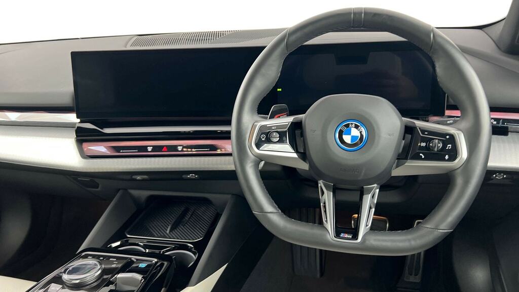 BMW i5 250Kw Edr40 M Sport 84Kwh Techcmf22kw Grey #5