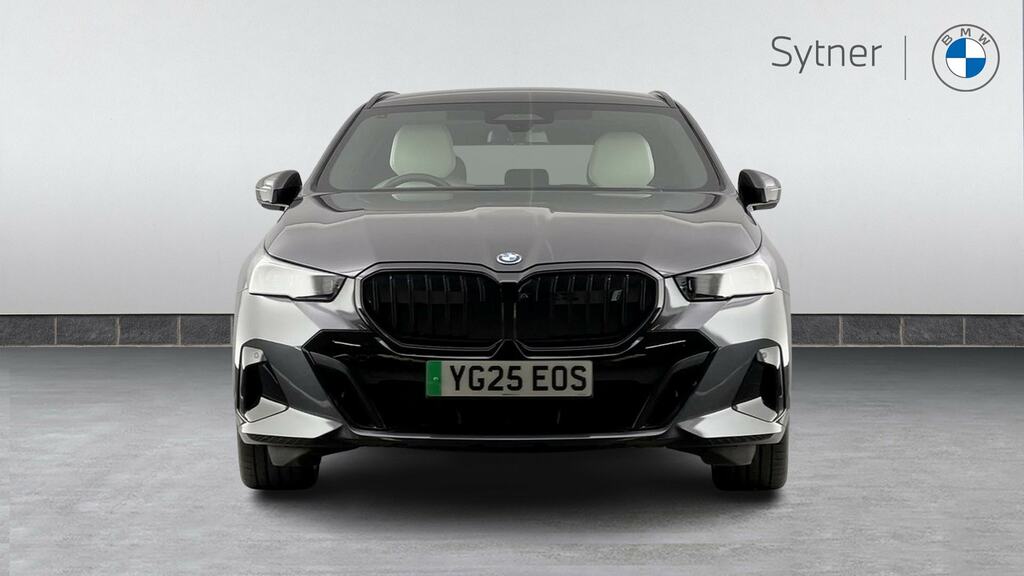BMW i5 40 83.9Kwh M Sport Edrive 11Kw Charger Black #16