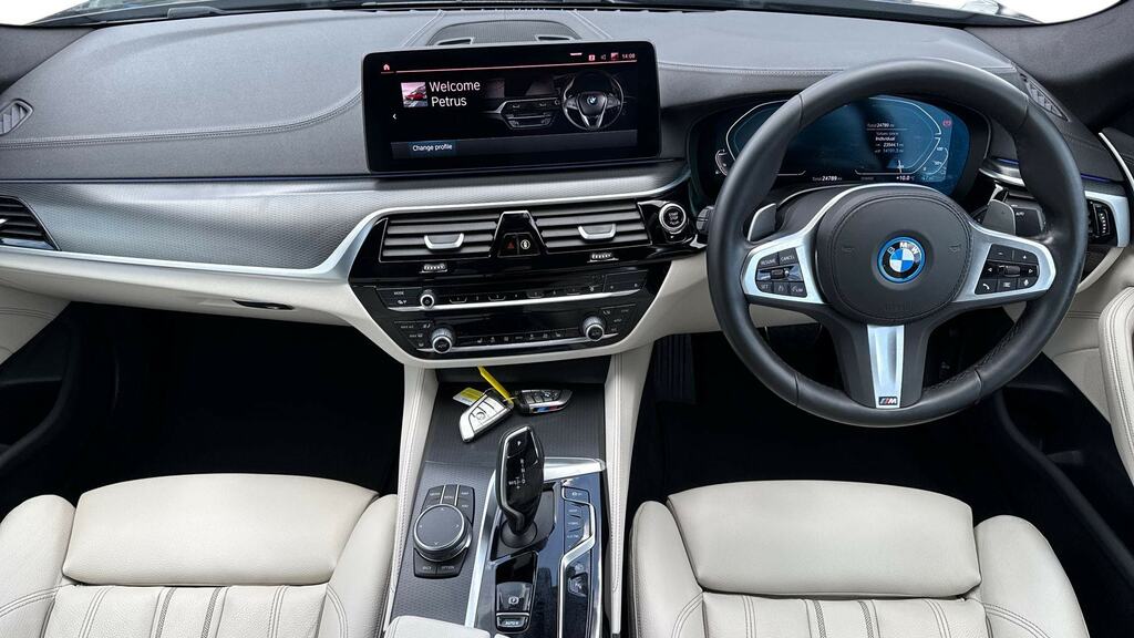 BMW 5 Series 530E M Sport Black #4