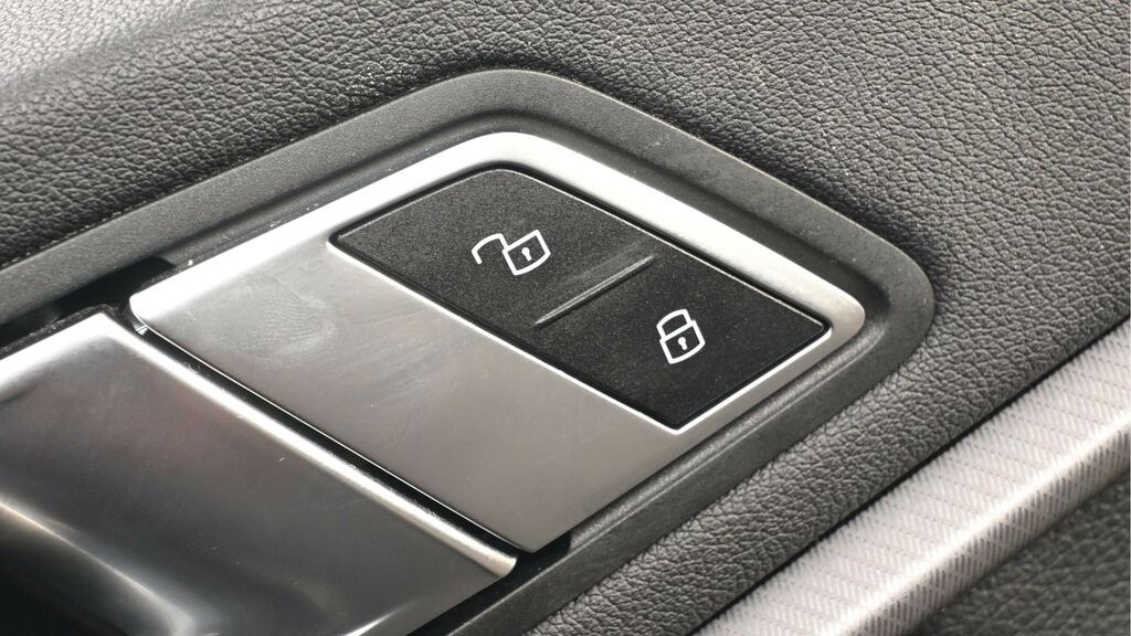BMW 2 Series Gran Coupe 218I 136 Sport Live Cockpit Professional Black #26