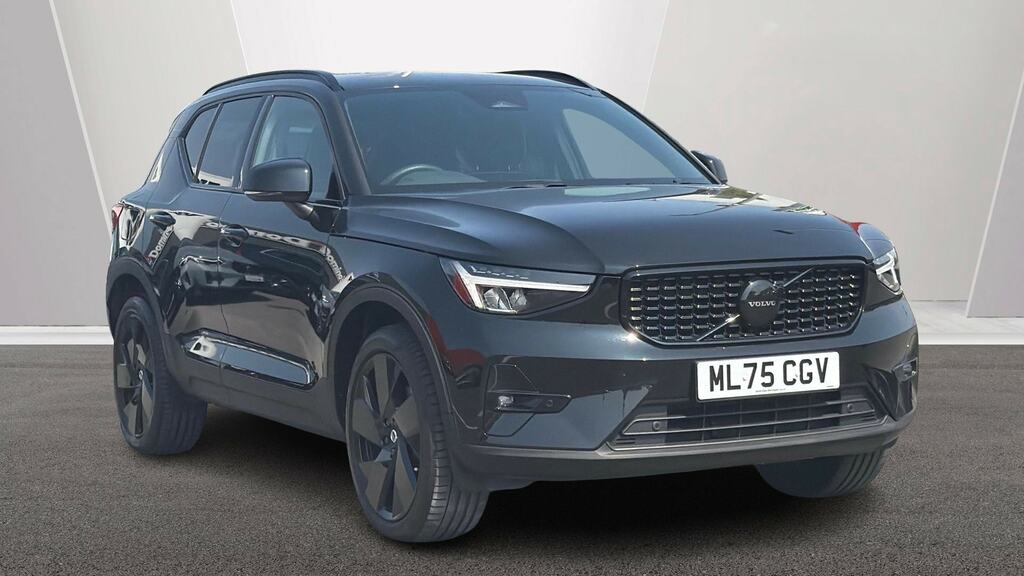 Volvo XC40 2.0 B3p Plus Black Edition Black