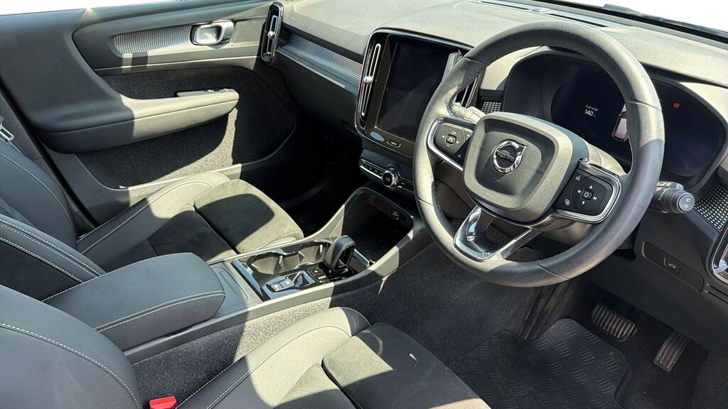 Volvo XC40 2.0 B4p Plus Dark LV73XND Grey #5