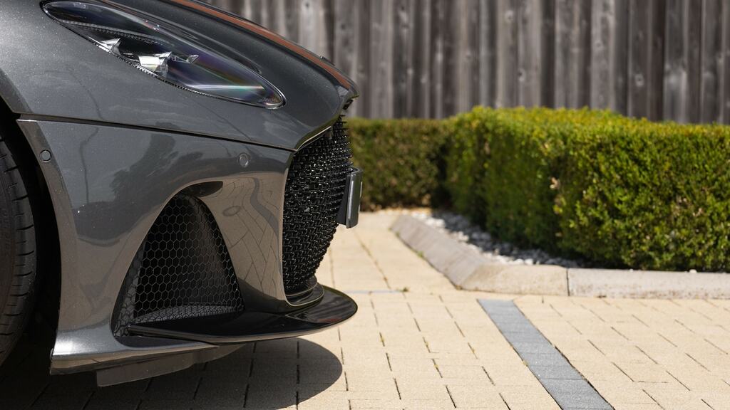 Aston Martin DBS Superleggera Blue #33