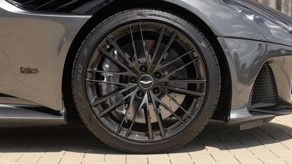 Aston Martin DBS V12 Superleggera Touchtronic Grey #4