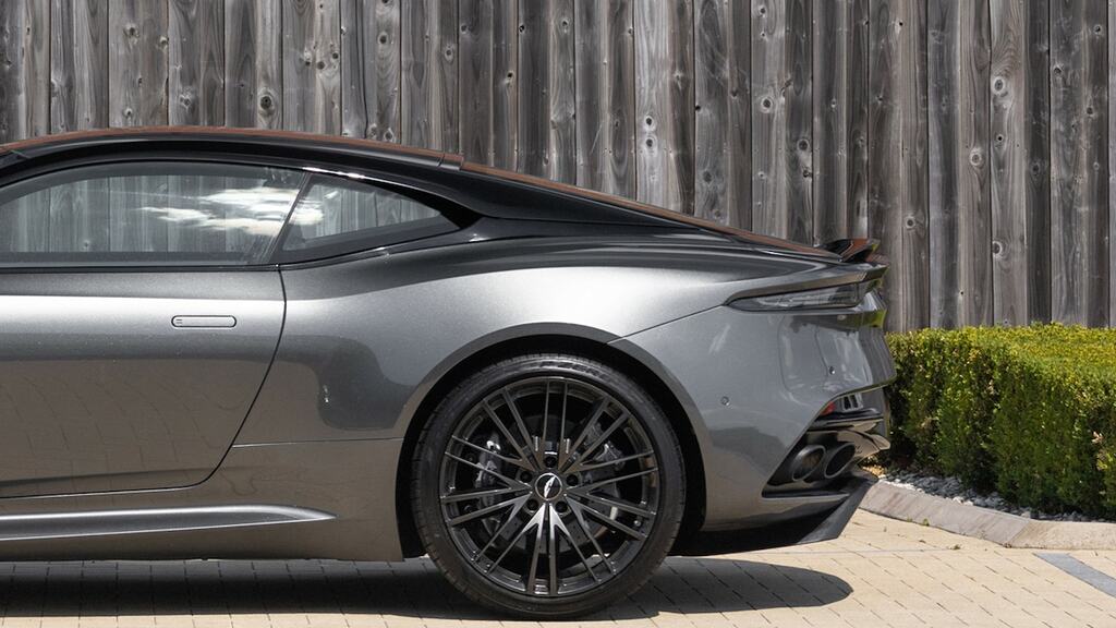 Aston Martin DBS Superleggera Blue #25