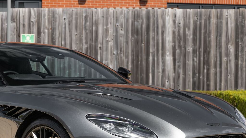 Aston Martin DBS Superleggera Blue #32