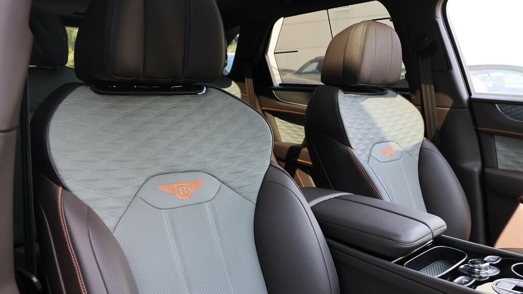 Bentley Bentayga S White #10