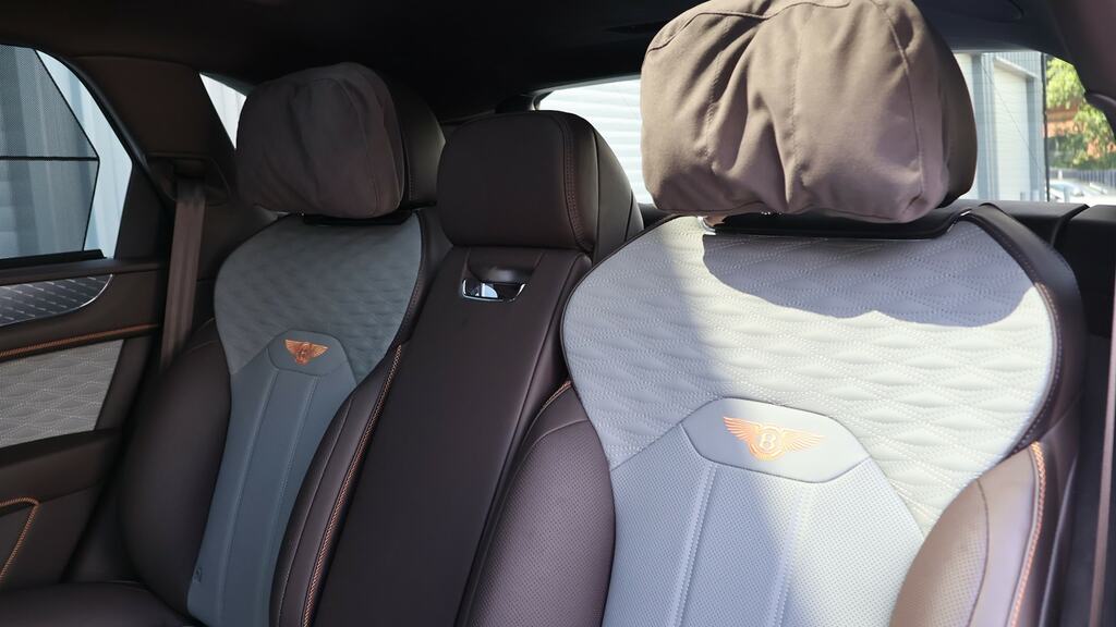 Bentley Bentayga S White #42