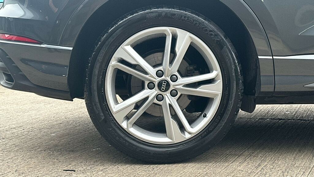 Audi Q3 35 Tfsi S Line Grey #5