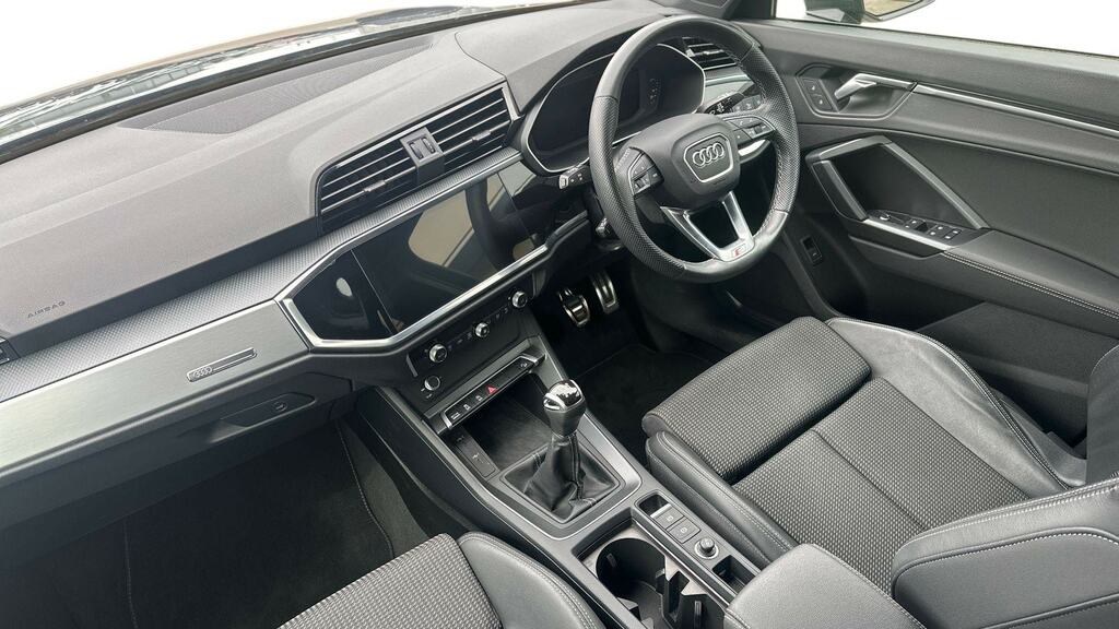 Audi Q3 35 Tfsi S Line Grey #2