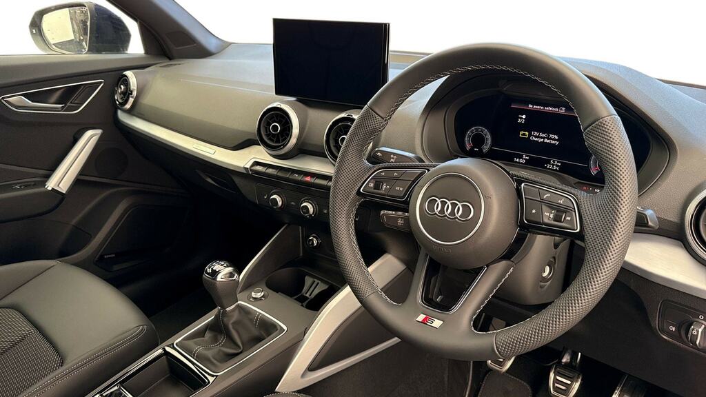 Audi Q2 35 Tfsi S Line Tech Blue #6