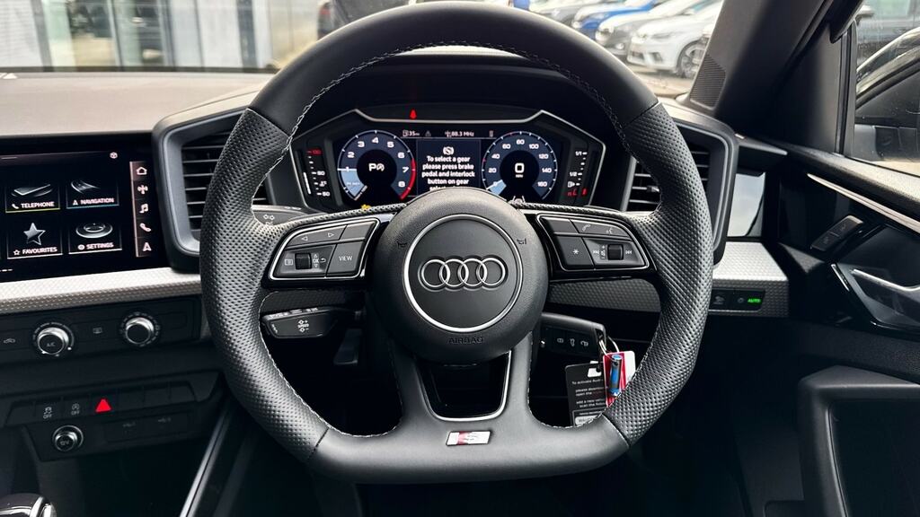 Audi A1 35 Tfsi Black Edition S Tronic Blue #2