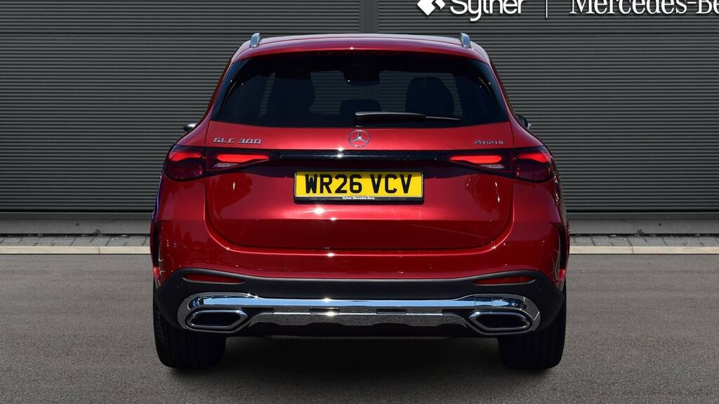 Mercedes-Benz GLC Class Glc 300 4Matic Amg Line Premium 9G-tronic Red #6
