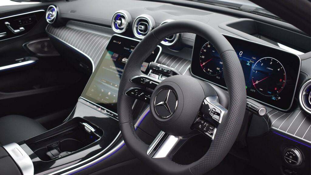 Mercedes-Benz C Class C220d Amg Line Premium Plus 9G-tronic Blue #3