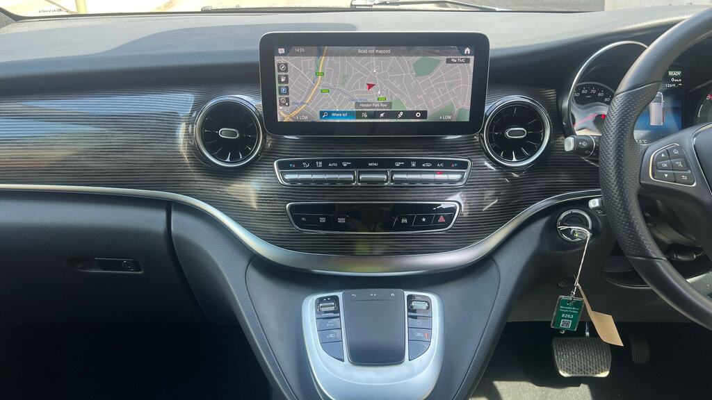 Mercedes-Benz EQV Eqv 300 Sport Premium 204 Bhp Ev Blue #10