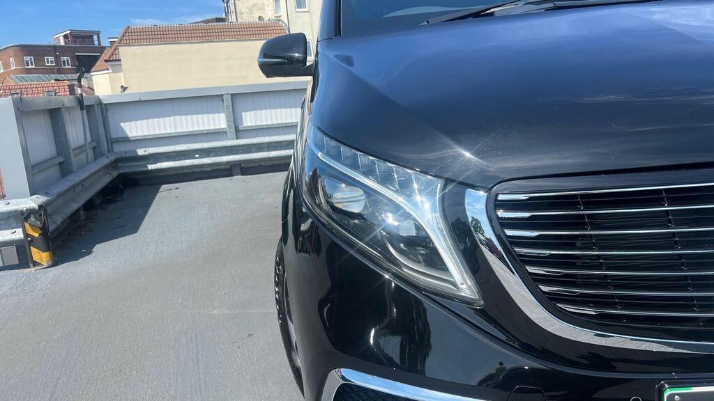 Mercedes-Benz EQV Eqv 300 Sport Premium 204 Bhp Ev Blue #18