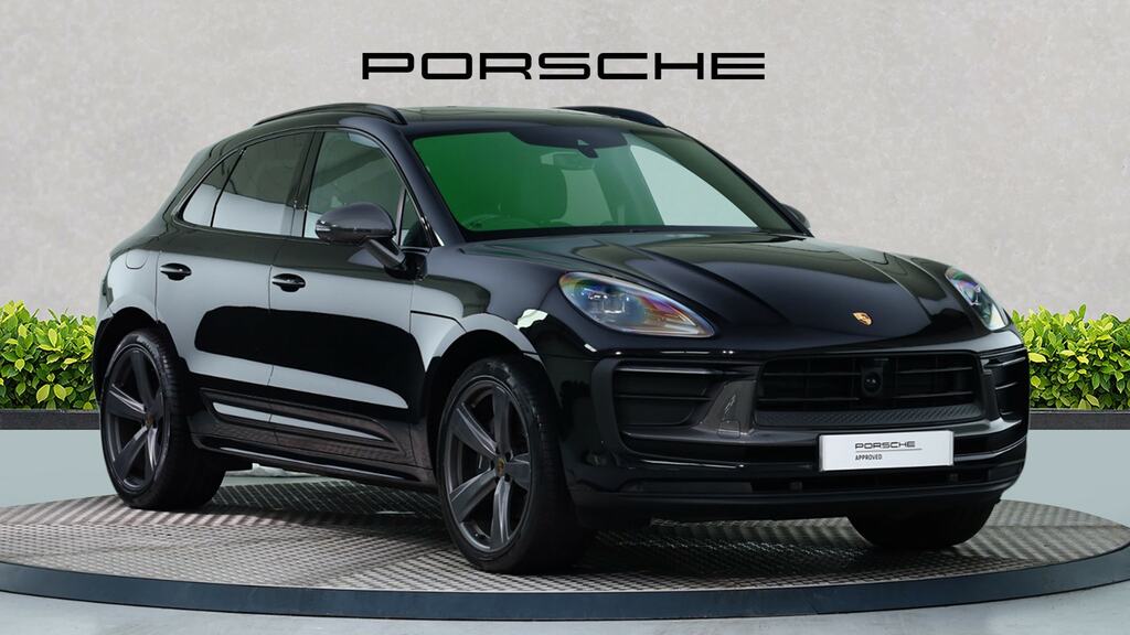 Porsche Macan T Pdk Black