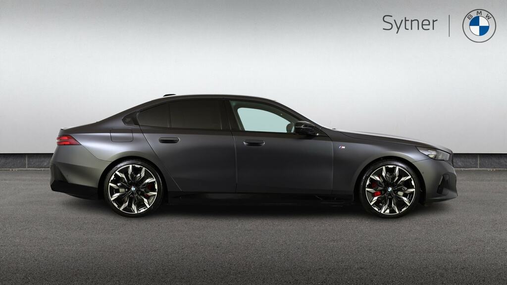 BMW i5 442Kw M60 Xdrive 84Kwh Grey #3