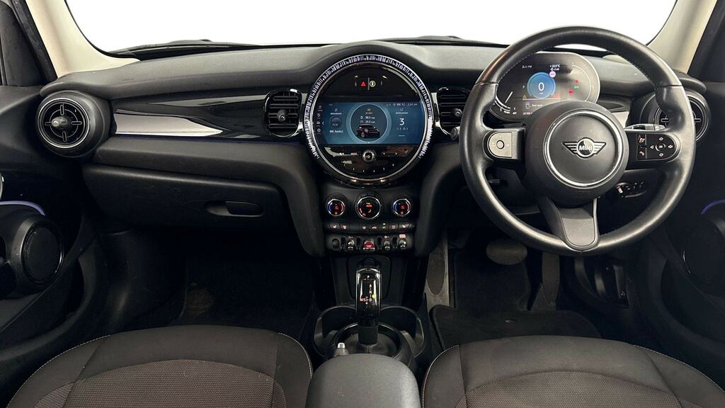 Mini Hatch 1.5 Cooper Classic HV23ZFS Silver #4